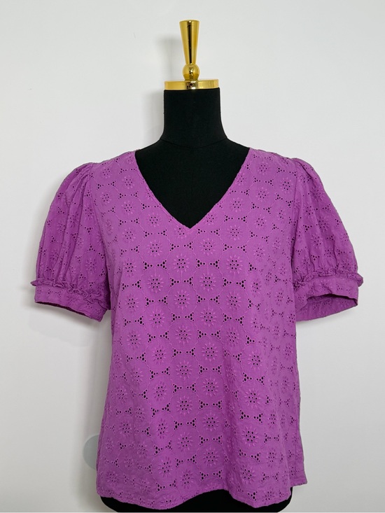 Draper James Tops - Draper James Heidi Purple Eyelet Puff Sleeve Cotton Top Small